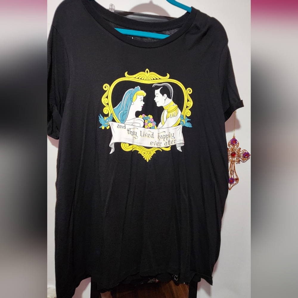 Torrid Cinderella Tee - Picture 6 of 8